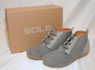 1 pair of Sole Shoes model District - crafted from 100% recycled natural cork - combining environmental responsibility with orthopedic comfort.
color: grey
Size: Men's 10.5